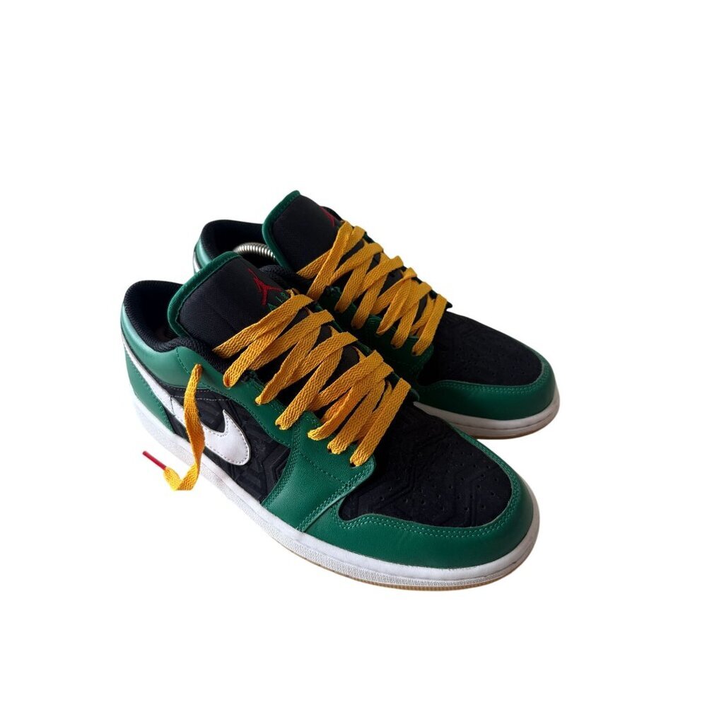 Nike Air Jordan 1 Low SE Holiday Special Malachite Green Sneakers Size 9 - Picture 2 of 10